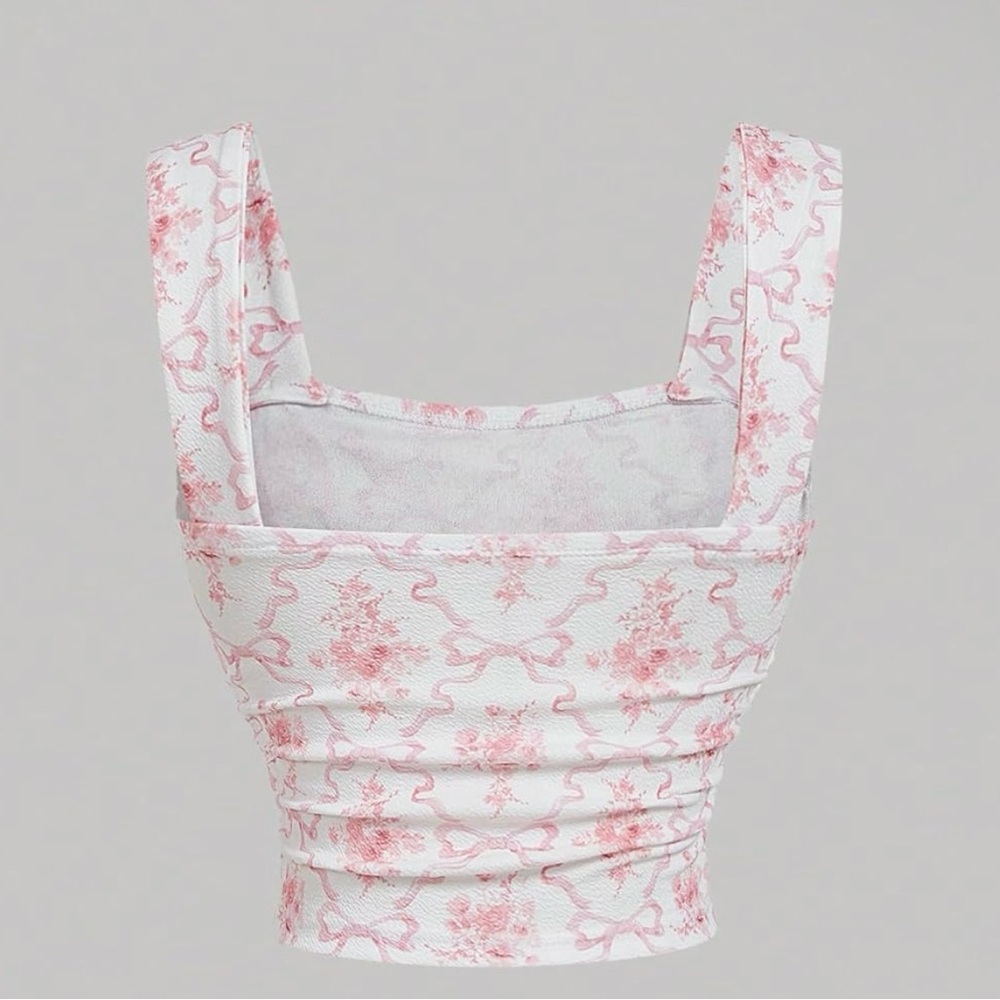 Make Me Chic - NWT - Pink Floral Tank Top - Picture 2 of 4